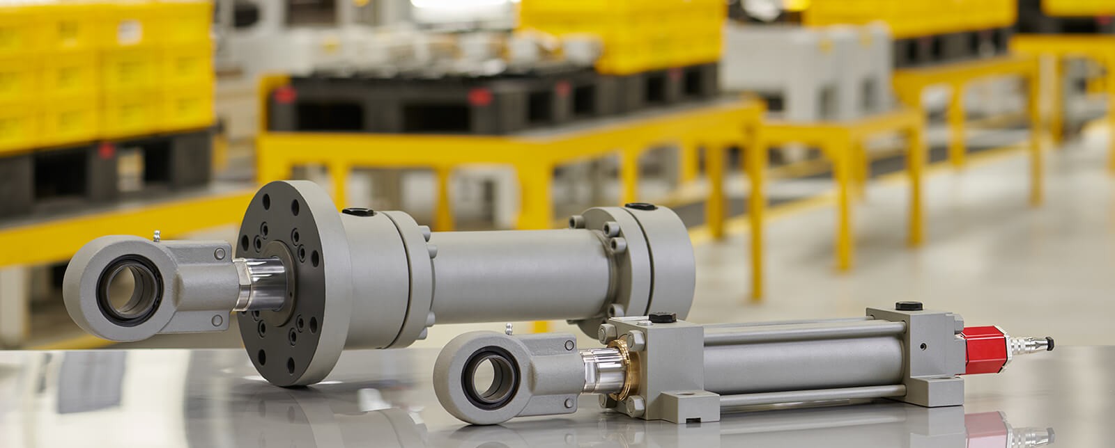 What are hydraulic cylinders?