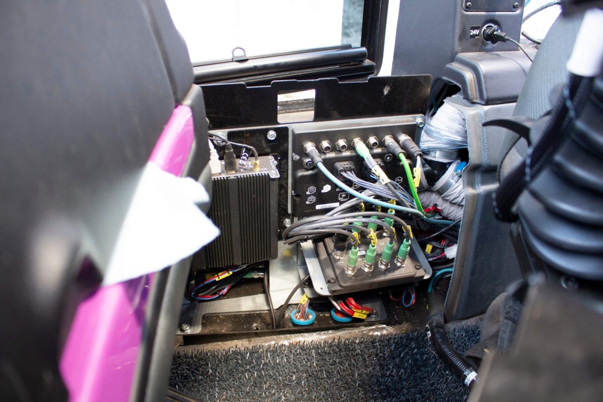 A guide to hydraulic electric controllers